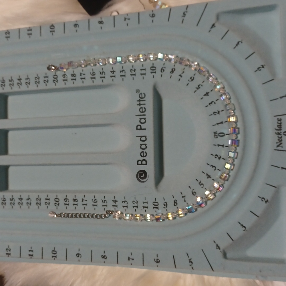 multicolored crystal necklace - Picture 6 of 6